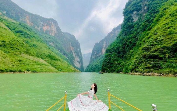 CHƯƠNG TRÌNH THAM QUAN ĐÔNG BẮC - VIỆT NAM: TP.HCM - HÀ NỘI - HÀ GIANG - PÁC PÓ - HỒ BA BỂ - THÁC BẢN GIỐC 5N4D
